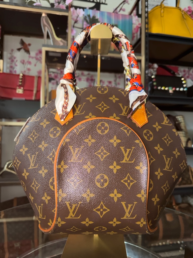 Louis Vuitton Brown Monogram Ellipse Handbag